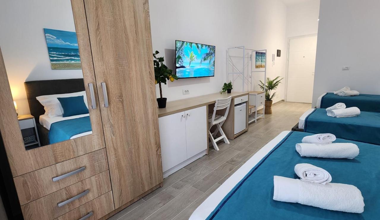 Solar And Apartment Himare